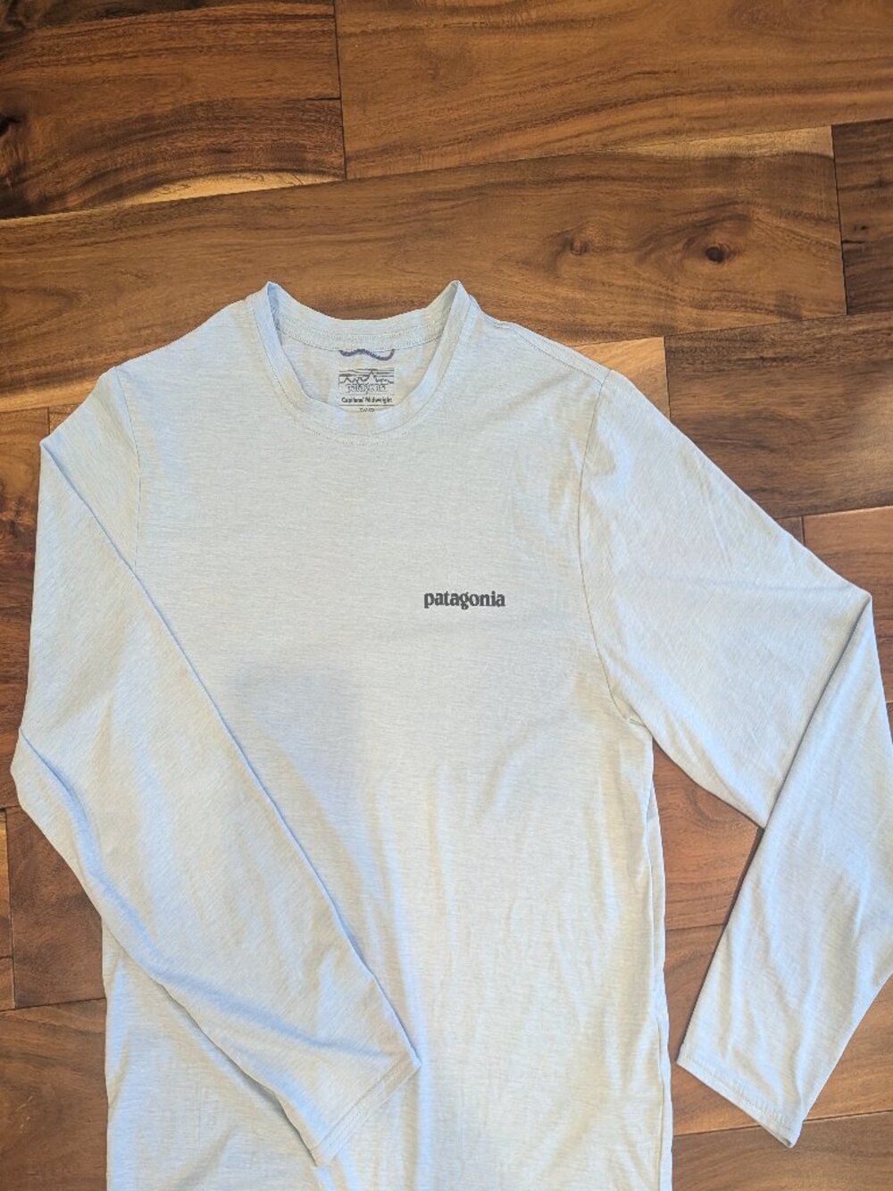 Patagonia Capilene Midweight XS Long Sleeve Shirt - Light Blue